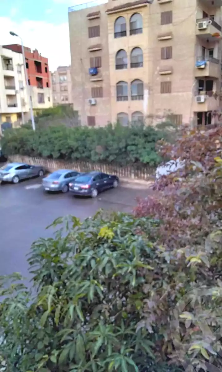 https://aqarmap.com.eg/ar/listing/7130164-for-sale-cairo-new-cairo-first-settlement-neighbourhood-4-hossam-gawesh-st