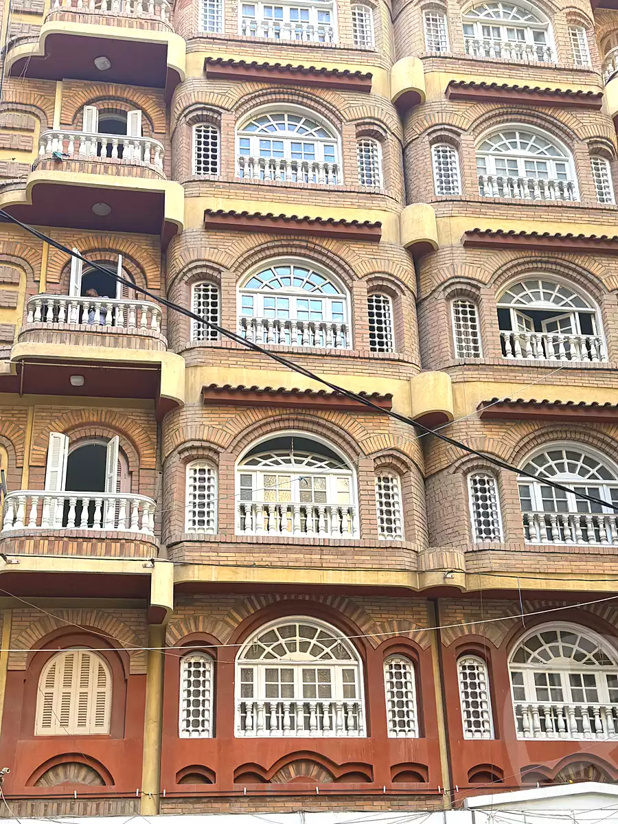 https://aqarmap.com.eg/ar/listing/7130211-for-sale-alexandria-sydy-bshr-sydy-bshr-bhry-shr-mhmwd-l-yswy