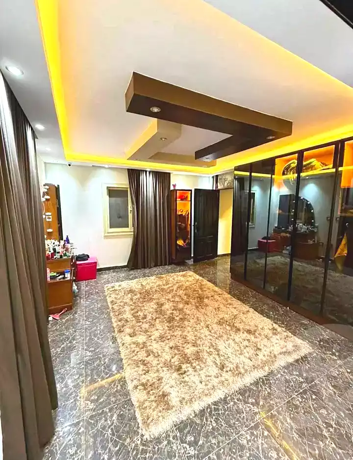 https://aqarmap.com.eg/en/listing/7130571-for-sale-alexandria-al-agamy-lbytsh-bianchiii
