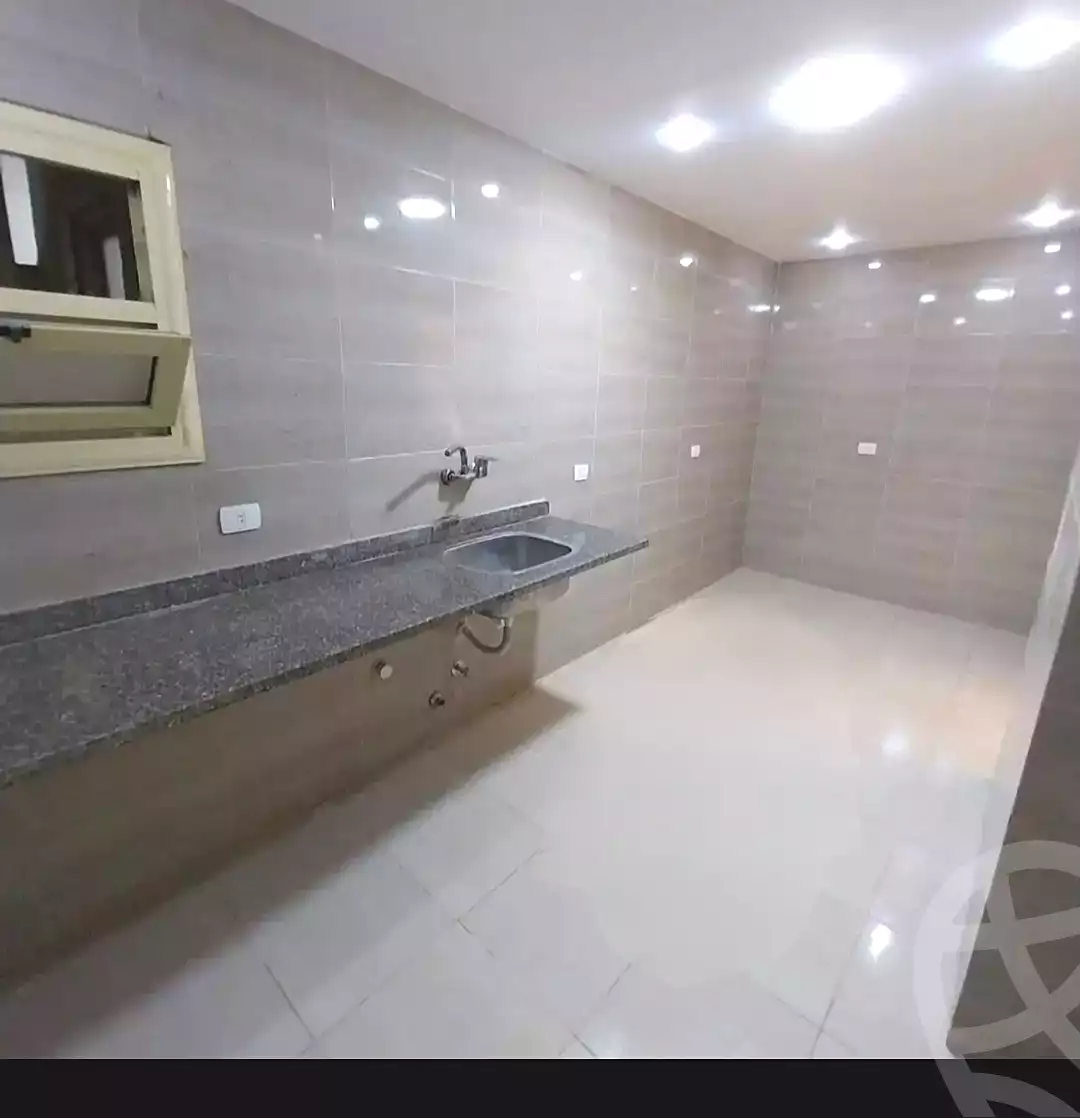 https://aqarmap.com.eg/ar/listing/7130618-for-sale-alexandria-al-agamy-lbytsh-bianchiii