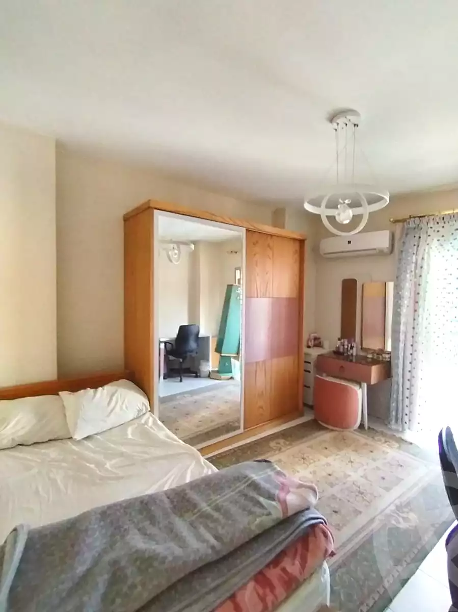 https://aqarmap.com.eg/en/listing/7131464-for-sale-cairo-new-cairo-lrhb-city-phase-3-mahmoud-el-shareef-st