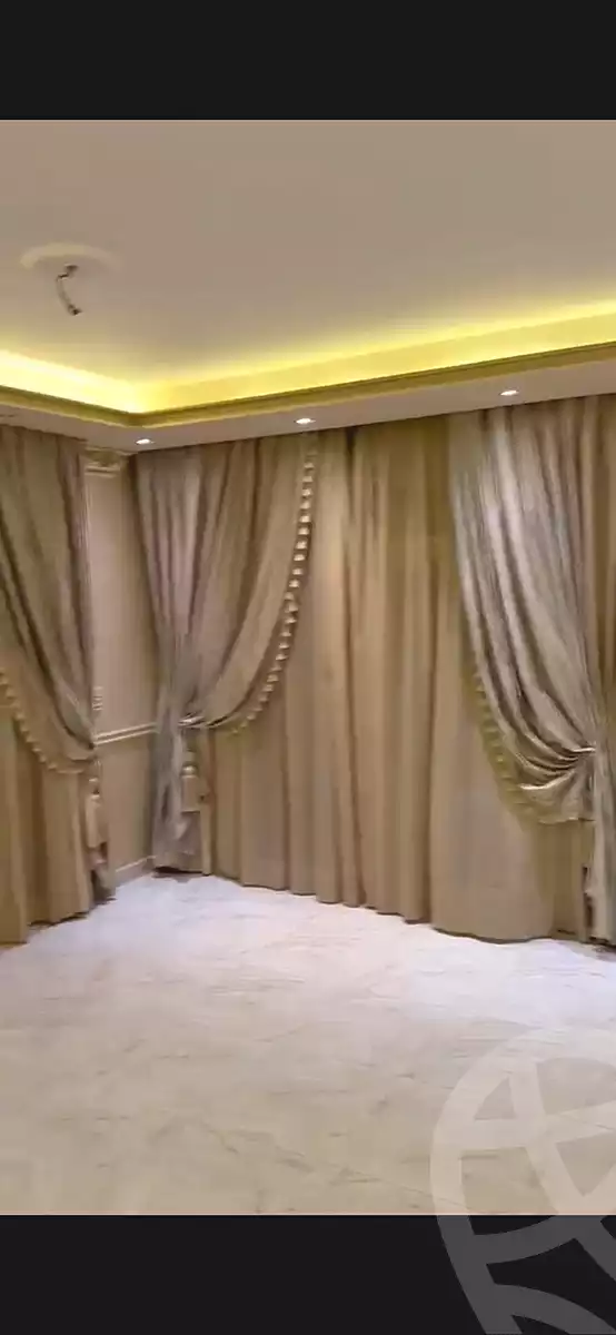 https://aqarmap.com.eg/ar/listing/7131485-for-sale-cairo-new-cairo-el-narges-el-narges-omarat-abdul-rahman-al-rafie-st