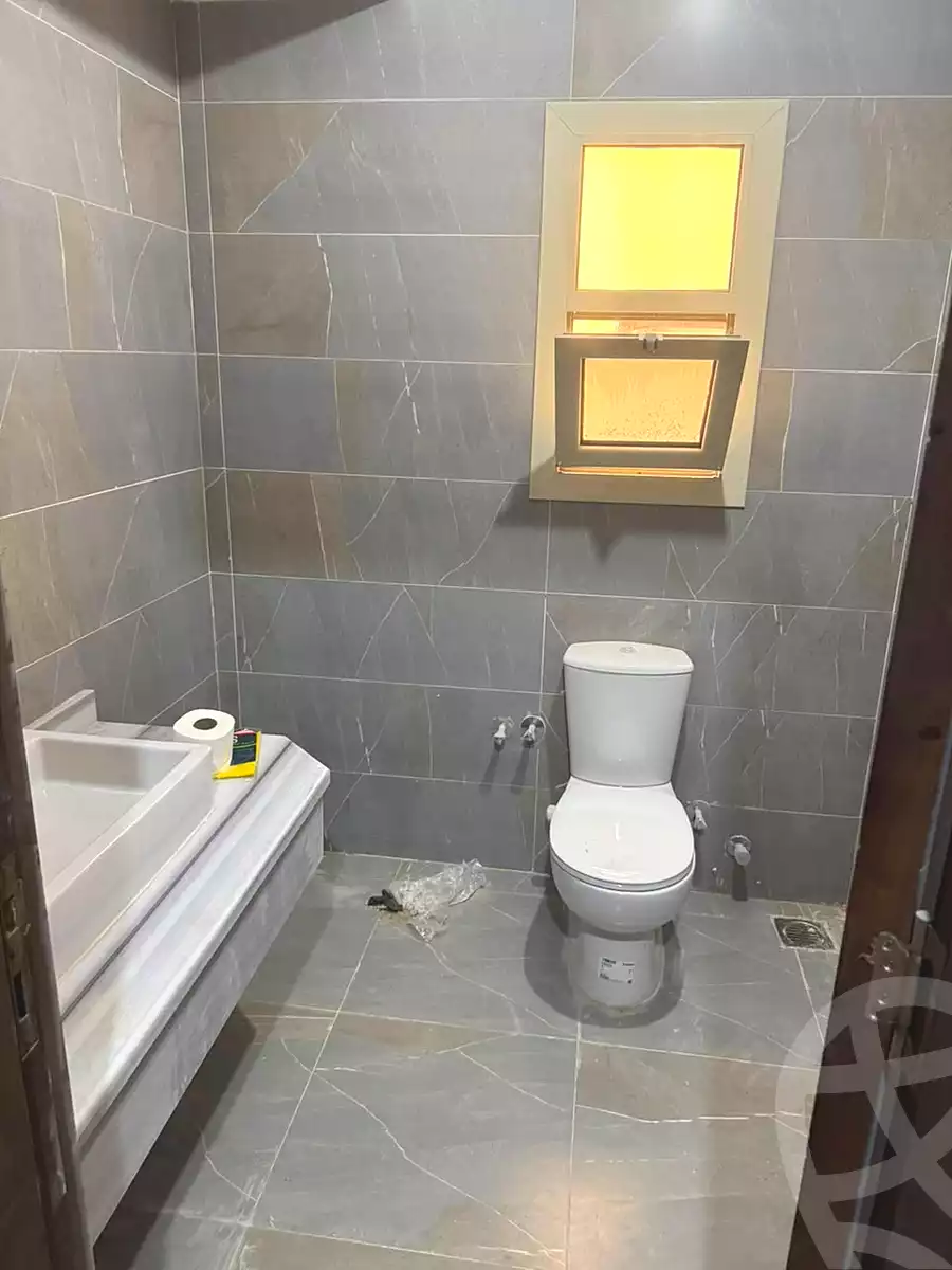 بنتهاوس بـ٤ غرف نوم في ناينتي افينيو، صورة ٢ من ١٢