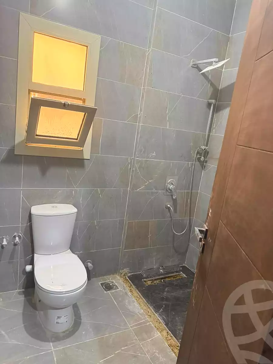 بنتهاوس بـ٤ غرف نوم في ناينتي افينيو، صورة ٣ من ١٢