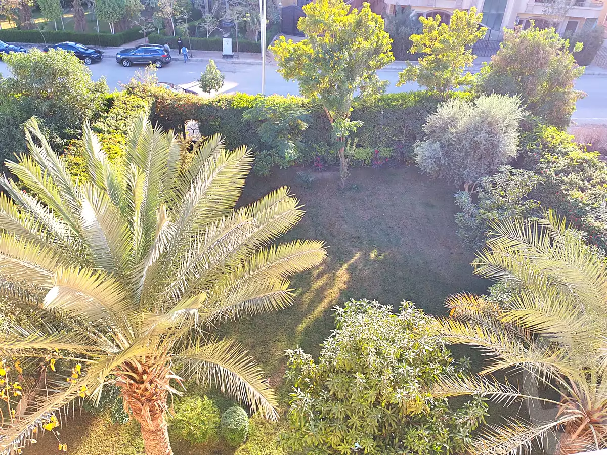 https://aqarmap.com.eg/ar/listing/7131606-for-sale-cairo-new-cairo-first-settlement-neighbourhood-2-sheikh-el-hossary-st