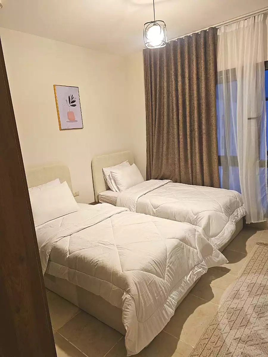 https://aqarmap.com.eg/ar/listing/7131684-for-rent-cairo-new-cairo-compounds-blm-hylz-nyw-kyrw