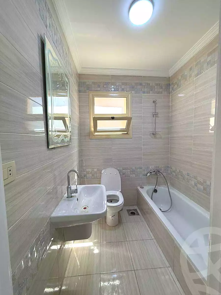 https://aqarmap.com.eg/ar/listing/7131913-for-sale-alexandria-sydy-bshr-sydy-bshr-bhry-shr-khld-bn-lwlyd