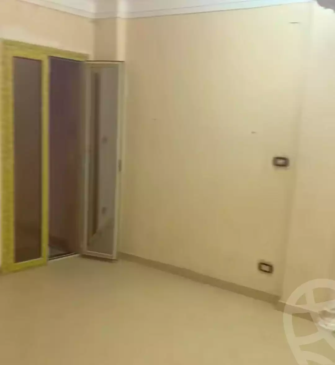 https://aqarmap.com.eg/ar/listing/7132113-for-sale-alexandria-al-agamy-el-hanouvel-el-salam-st