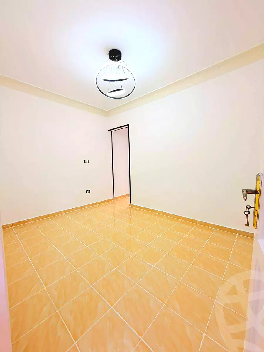 https://aqarmap.com.eg/ar/listing/7132184-for-sale-alexandria-al-agamy-shataa-el-nakheel