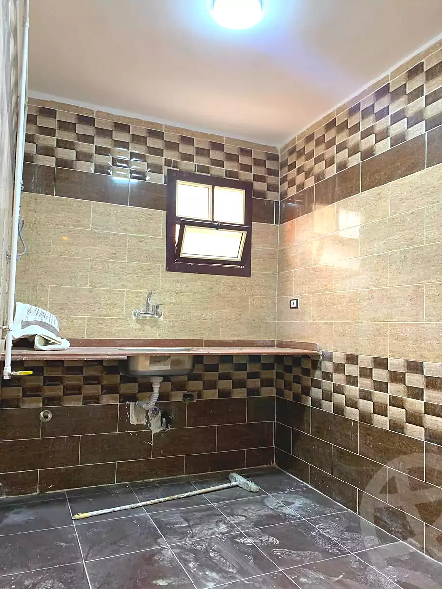 https://aqarmap.com.eg/en/listing/7132470-for-sale-alexandria-al-agamy-el-hanouvel