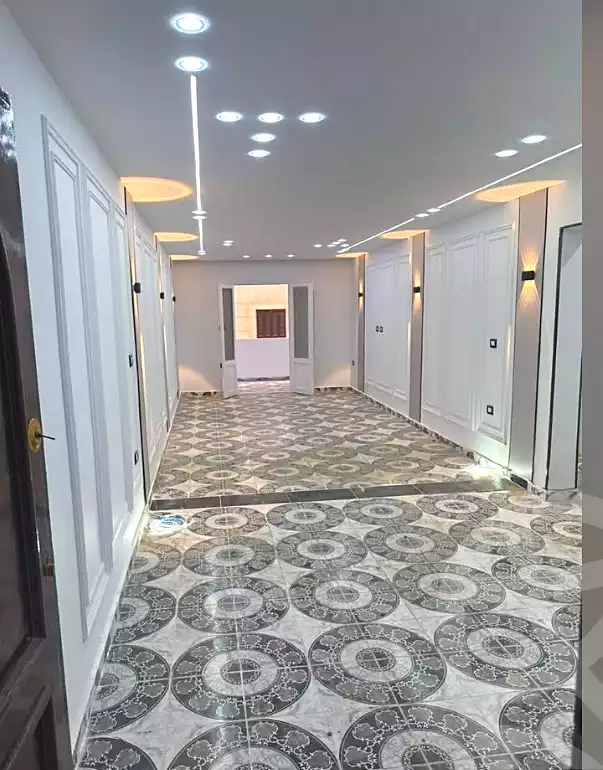 https://aqarmap.com.eg/ar/listing/7133170-for-sale-alexandria-al-agamy-el-hanouvel-radwan-st