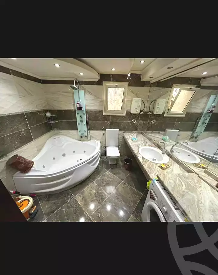 https://aqarmap.com.eg/en/listing/7133437-for-sale-alexandria-camp-cesar