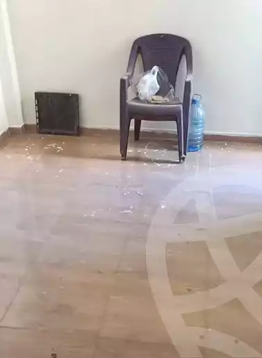 https://aqarmap.com.eg/ar/listing/7133472-for-sale-alexandria-el-asafra-shr-45