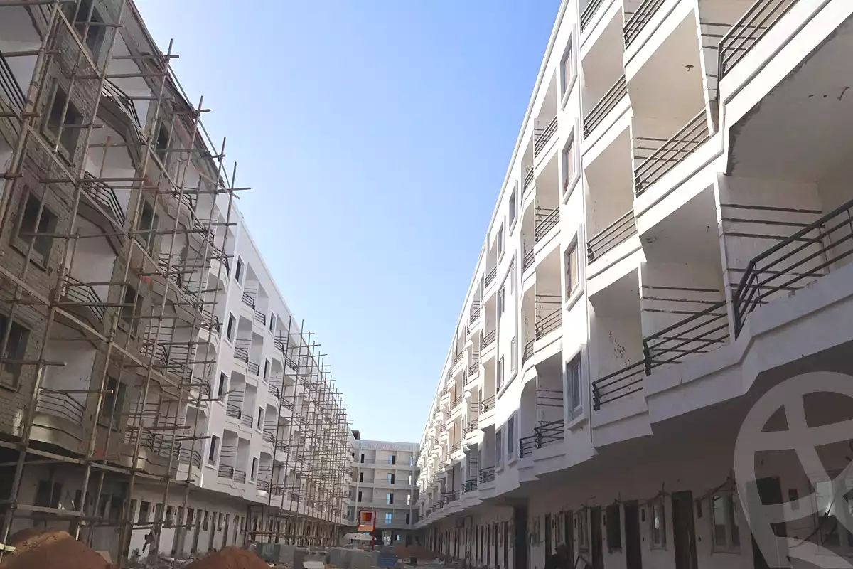 https://aqarmap.com.eg/ar/listing/7133998-for-sale-red-sea-hurghada-resorts-grand-rock-resort-al-hares