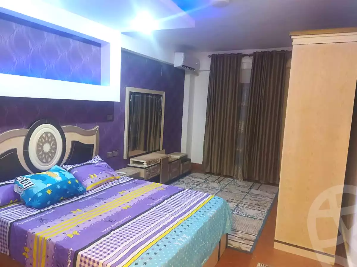 https://aqarmap.com.eg/ar/listing/7134295-for-rent-cairo-el-sheikh-zayed-city-el-hay-elasher-street-100