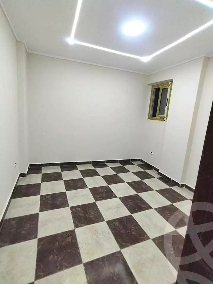 https://aqarmap.com.eg/ar/listing/7134083-for-sale-alexandria-el-asafra-shr-45