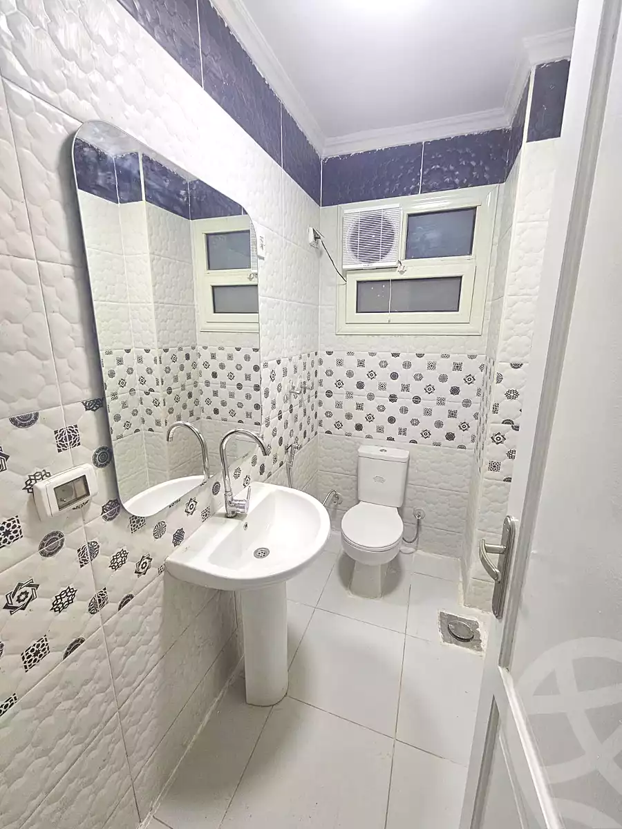 https://aqarmap.com.eg/en/listing/7134306-for-rent-cairo-6th-of-october-compounds-jn-ktwbr