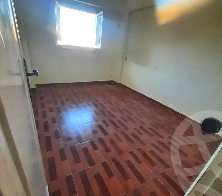 https://aqarmap.com.eg/en/listing/7134352-for-sale-alexandria-al-agamy-el-hanouvel-al-asdakaa-st