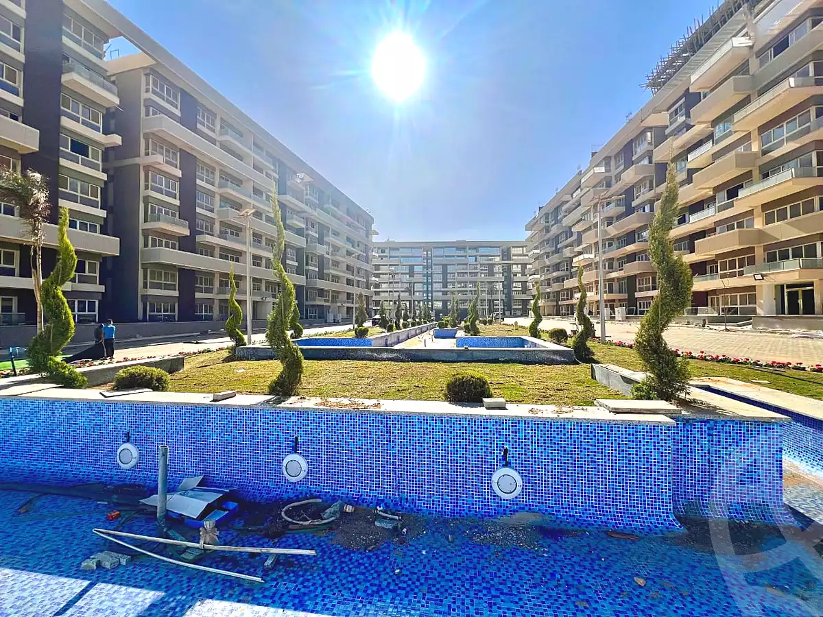 https://aqarmap.com.eg/ar/listing/7134409-for-sale-cairo-new-administrative-capital-r7-scenario