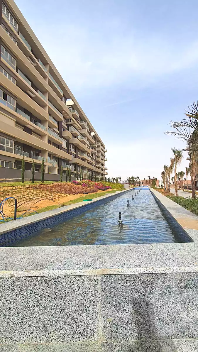 https://aqarmap.com.eg/ar/listing/7134409-for-sale-cairo-new-administrative-capital-r7-scenario