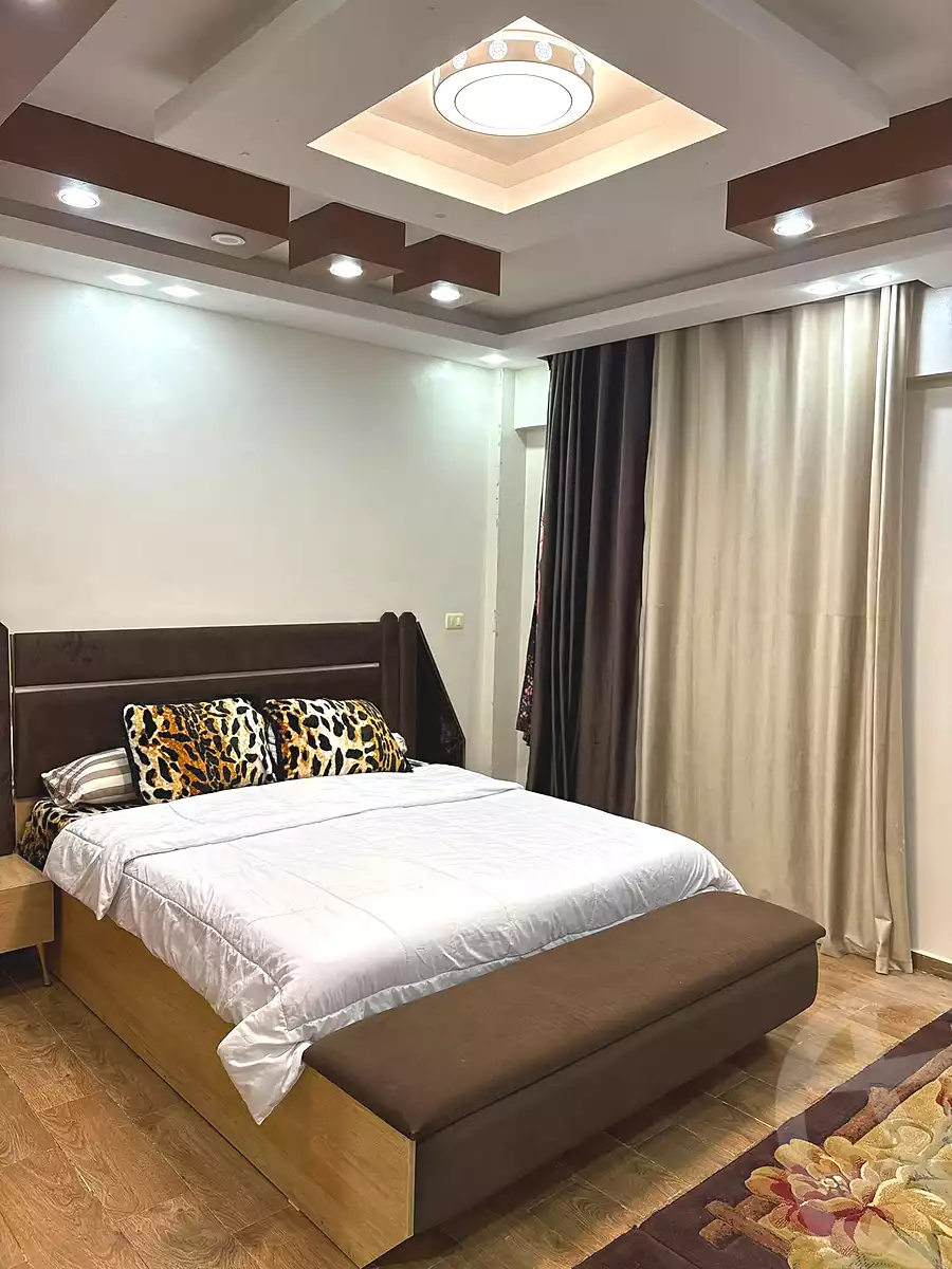 https://aqarmap.com.eg/en/listing/7134412-for-rent-cairo-6th-of-october-compounds-jn-ktwbr