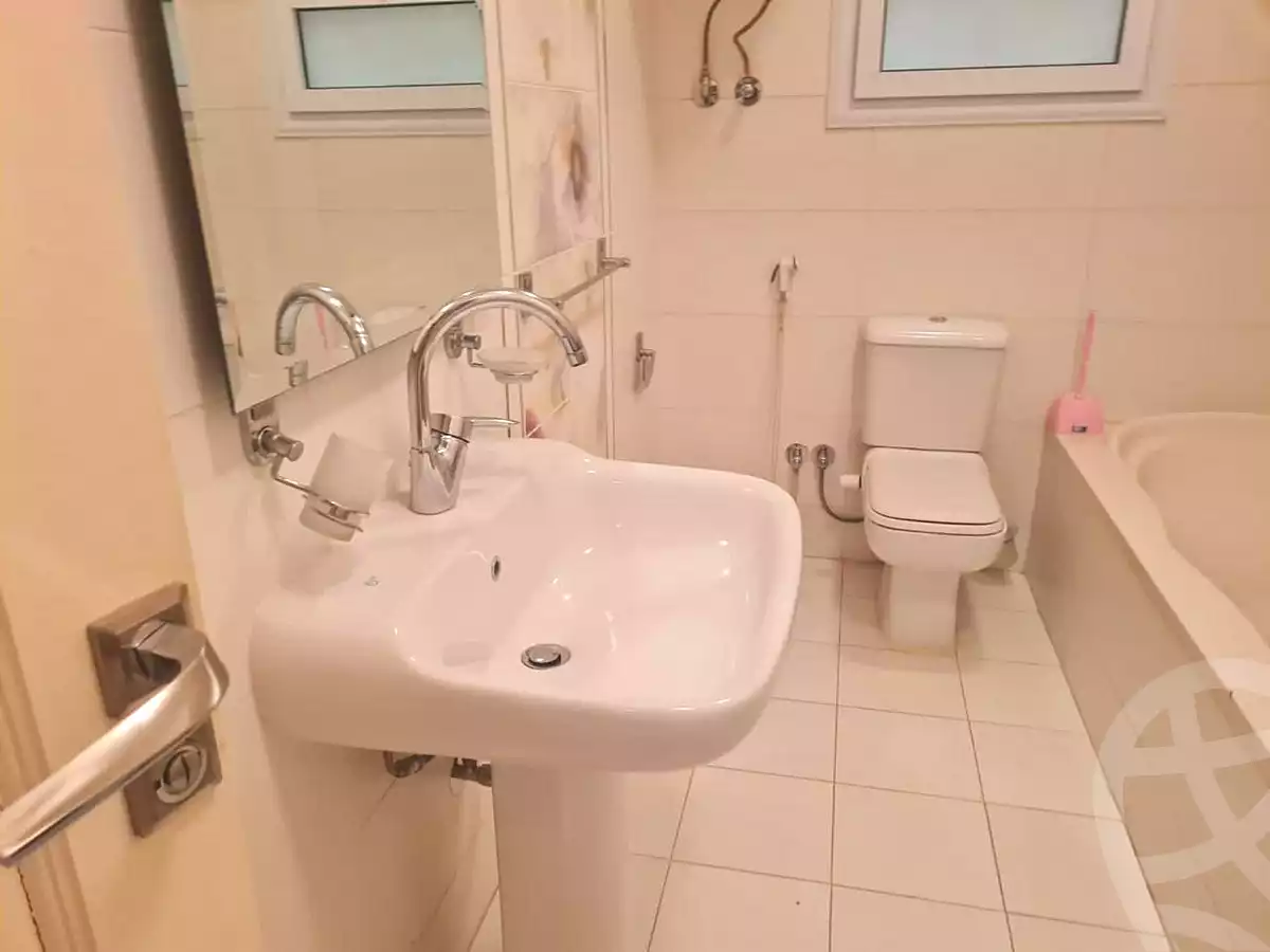 https://aqarmap.com.eg/ar/listing/7134433-for-sale-cairo-new-cairo-ganob-el-akadamiya-south-academy-g-sedki-suliman-st