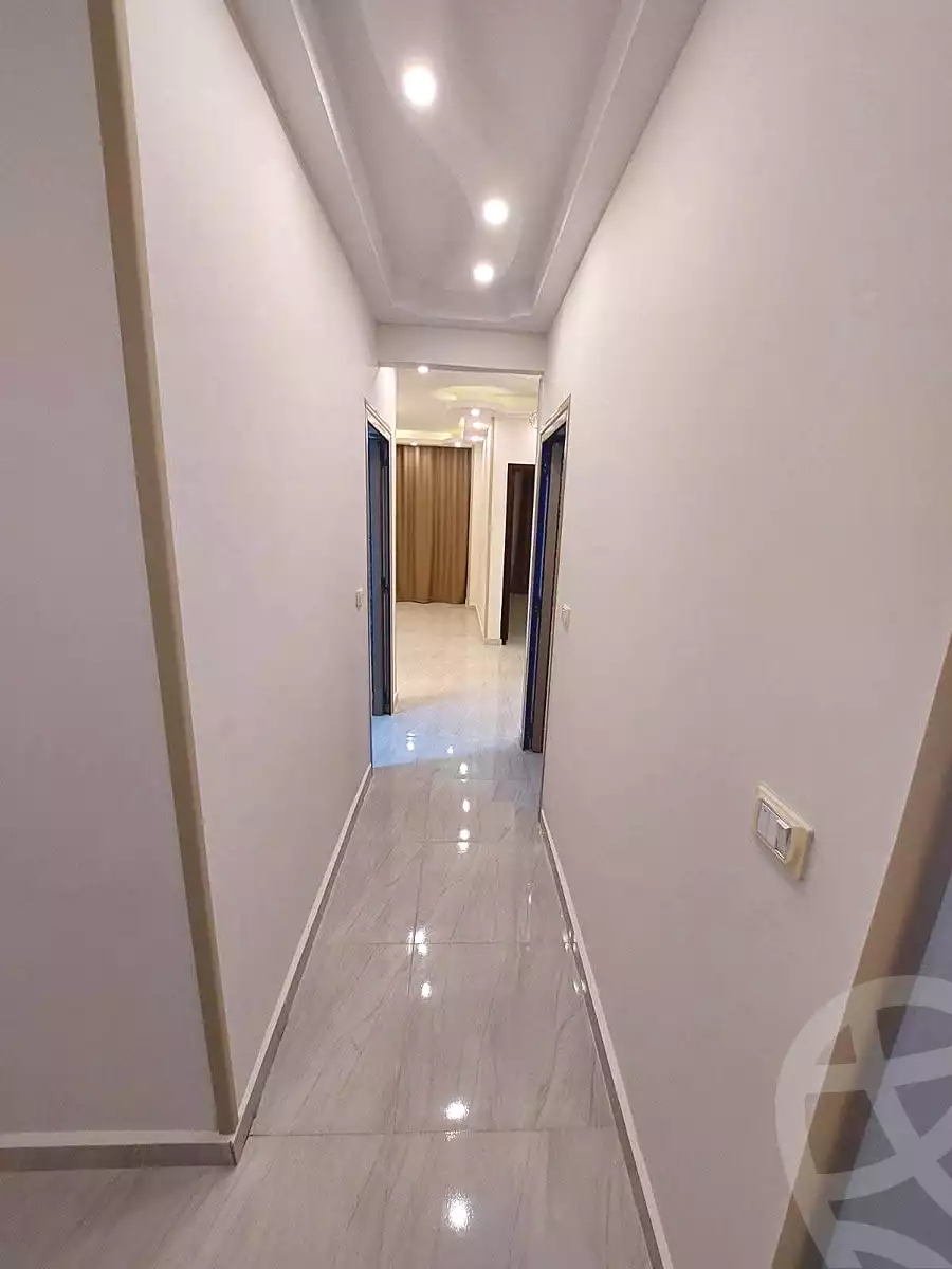 https://aqarmap.com.eg/ar/listing/7134449-for-sale-cairo-helwan-helwan-el-sharkeya-saleh-sobhy-st