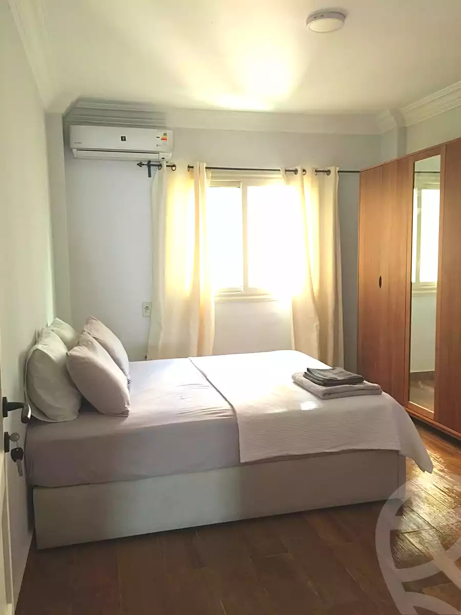 https://aqarmap.com.eg/ar/listing/7134484-for-rent-cairo-6th-of-october-el-ahyaa-neighborhood-1st-al-maahad