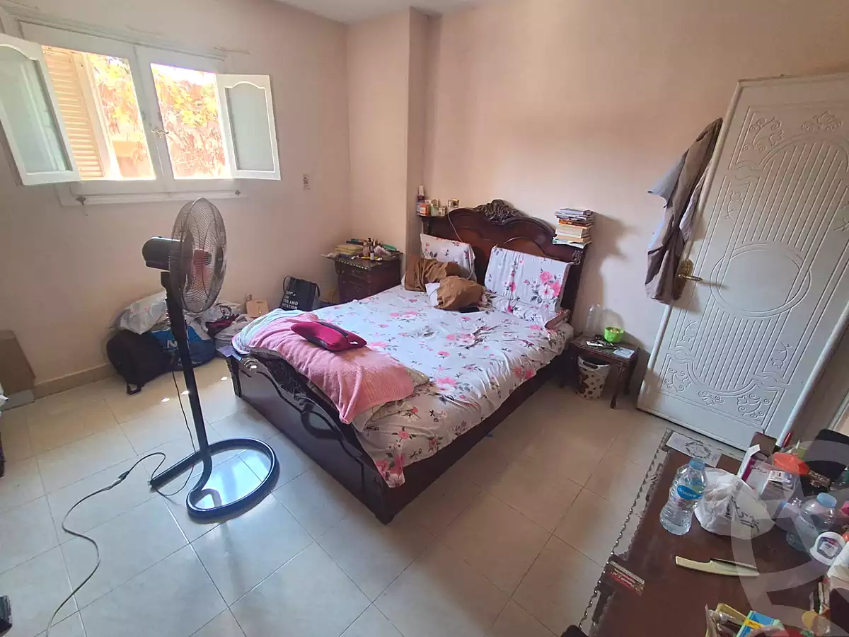https://aqarmap.com.eg/ar/listing/7134520-for-sale-cairo-6th-of-october-el-ahyaa-neighborhood-4th-district-no-7