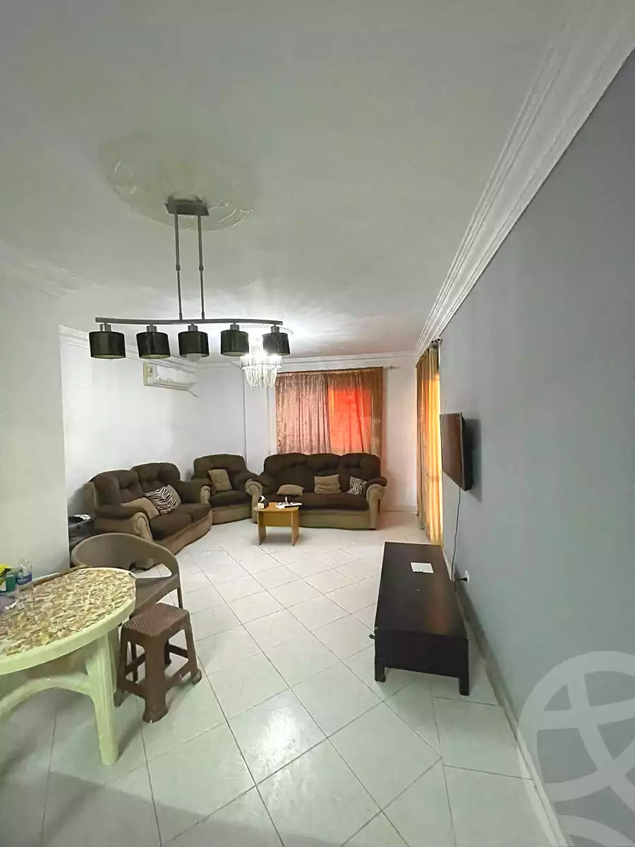 https://aqarmap.com.eg/ar/listing/7134539-for-sale-cairo-6th-of-october-el-ahyaa-neighborhood-2nd-divided-from-al-kafrawei-st