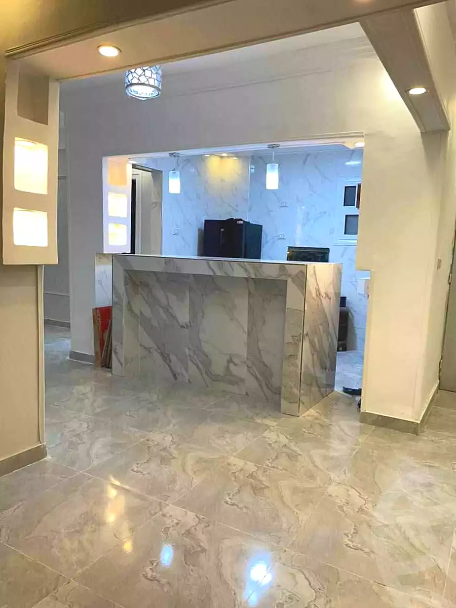 https://aqarmap.com.eg/ar/listing/7134602-for-sale-alexandria-al-agamy-el-hanouvel