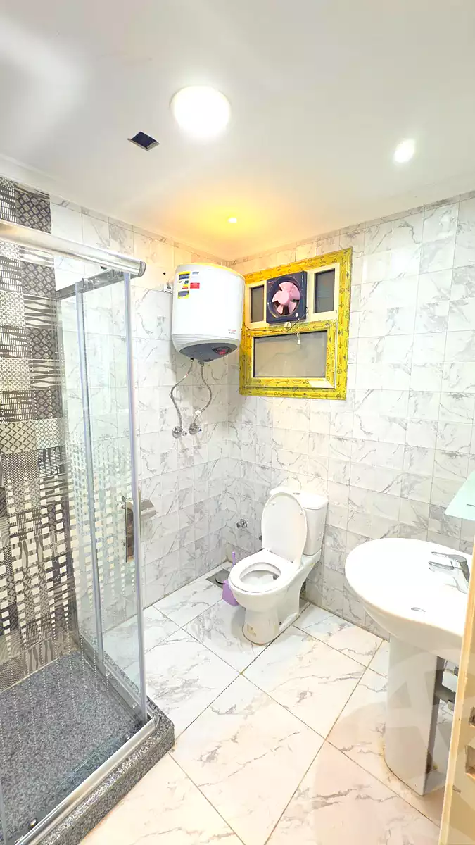 https://aqarmap.com.eg/en/listing/7134611-for-sale-cairo-el-sheikh-zayed-city-compounds-jn-2
