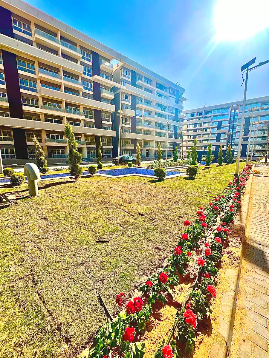 https://aqarmap.com.eg/en/listing/7134618-for-sale-cairo-new-administrative-capital-r7-scenario