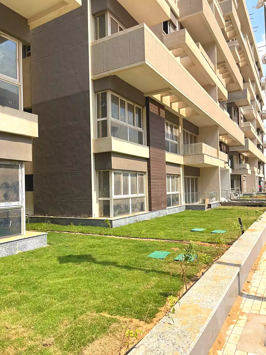 https://aqarmap.com.eg/en/listing/7134618-for-sale-cairo-new-administrative-capital-r7-scenario