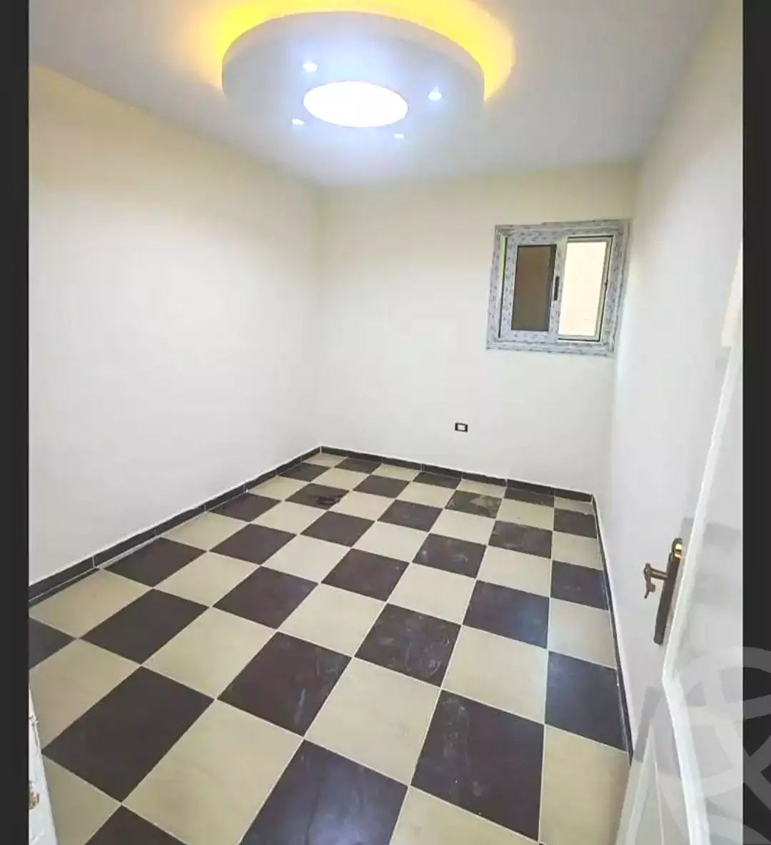 https://aqarmap.com.eg/en/listing/7134759-for-sale-alexandria-al-agamy-el-hanouvel