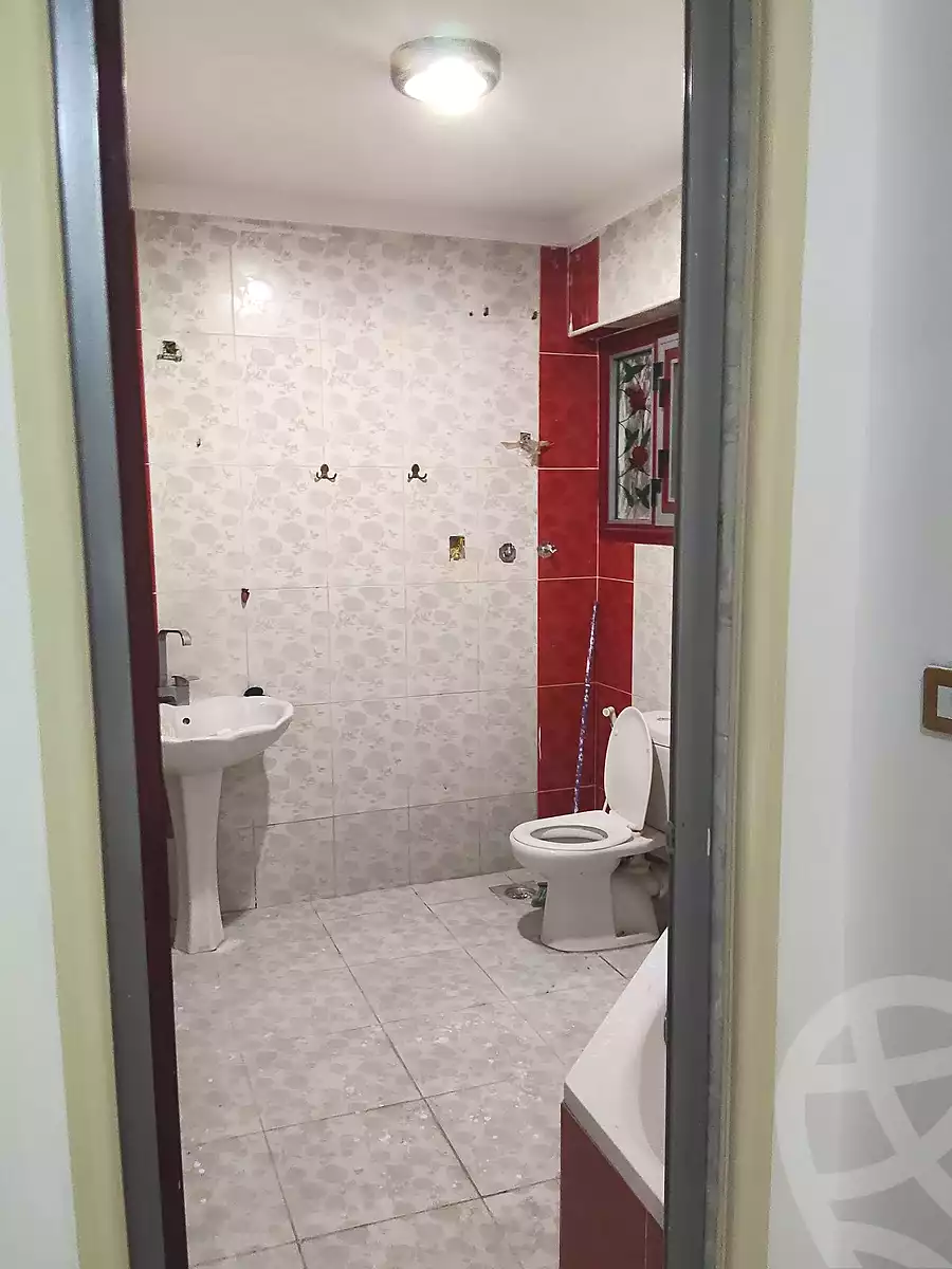 https://aqarmap.com.eg/en/listing/7134812-for-sale-alexandria-sydy-bshr-sydy-bshr-qbly-rd-lfdly