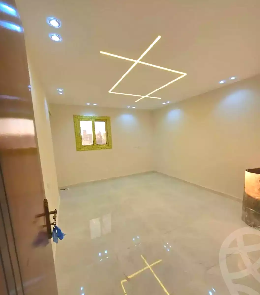 https://aqarmap.com.eg/ar/listing/7134904-for-sale-alexandria-miami-mahmoud-el-isawy-st