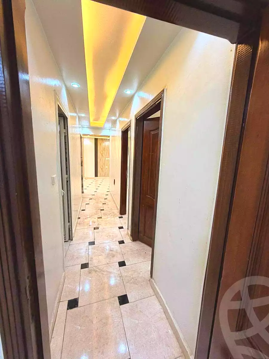 https://aqarmap.com.eg/ar/listing/7134983-for-rent-cairo-elnozha-Streettt-27