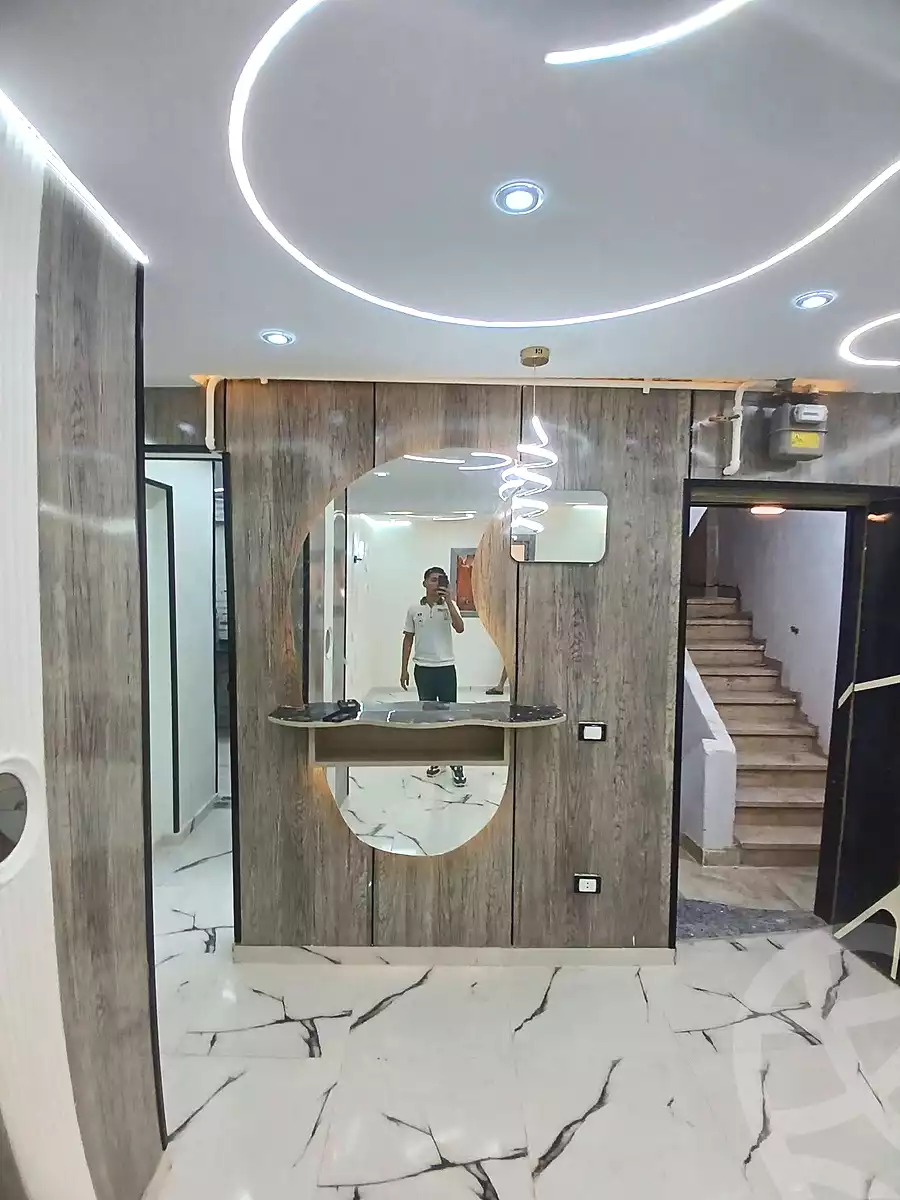 https://aqarmap.com.eg/ar/listing/7135009-for-sale-alexandria-lsywf-el-falki