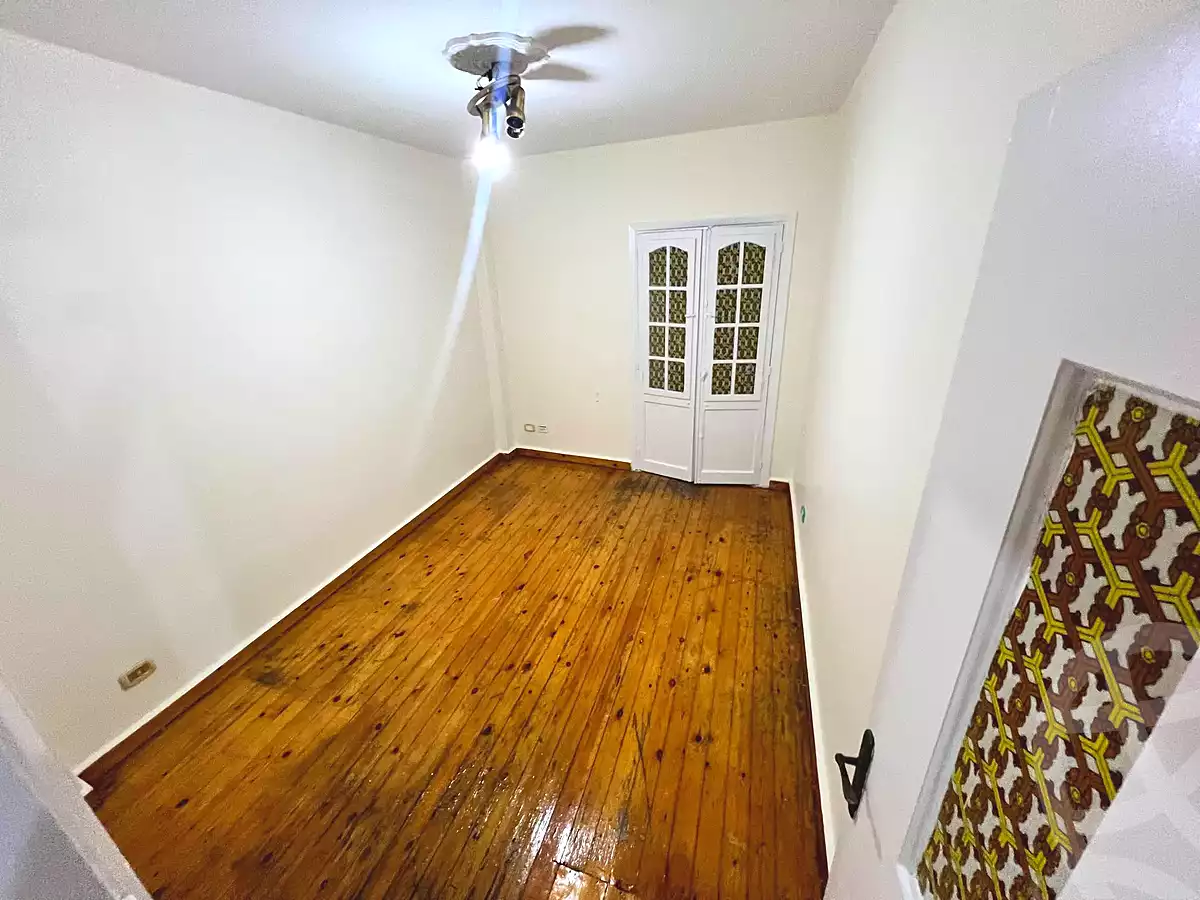 https://aqarmap.com.eg/ar/listing/7135042-for-rent-alexandria-el-asafra-l-sfr-bhry