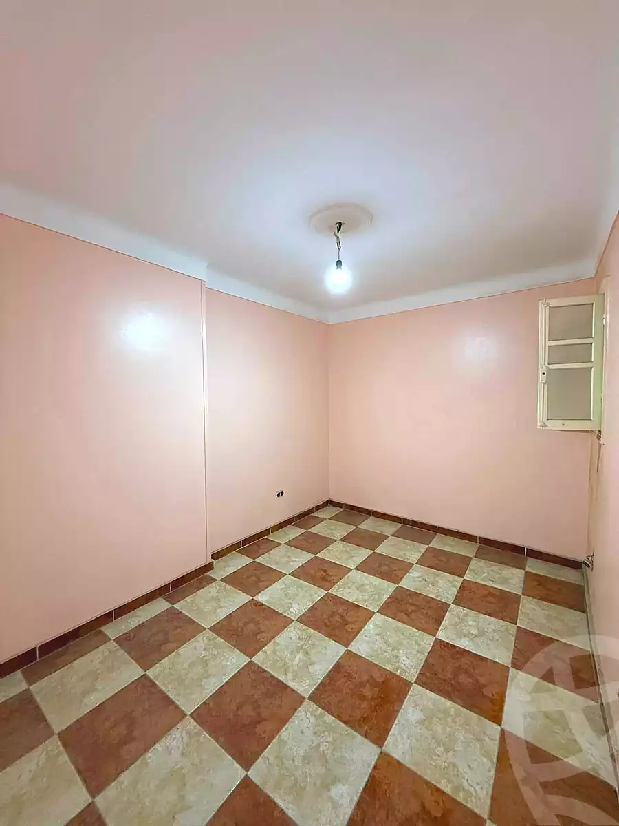 https://aqarmap.com.eg/en/listing/7135108-for-sale-alexandria-sydy-bshr-sydy-bshr-qbly-salah-el-din-st