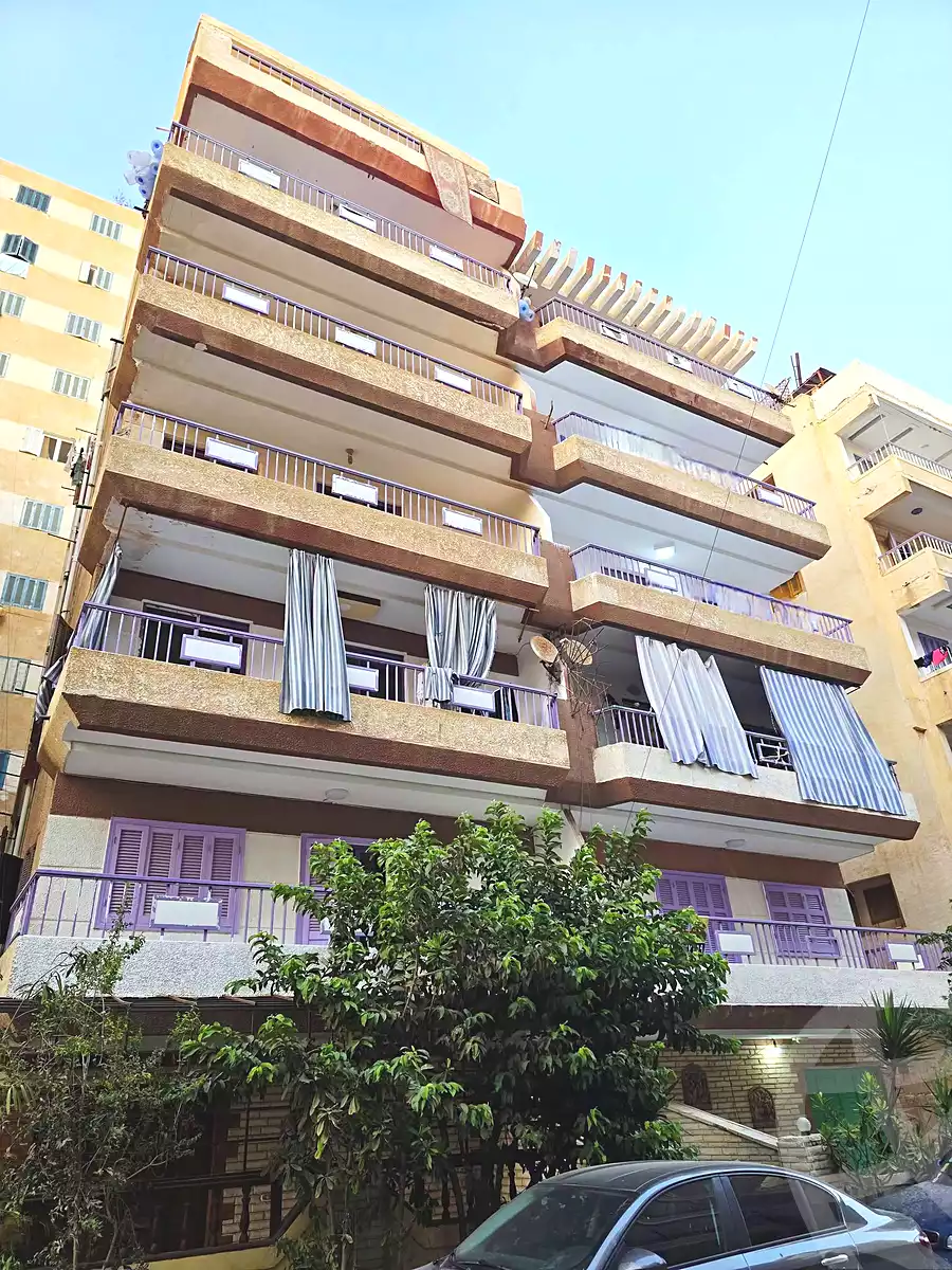 https://aqarmap.com.eg/en/listing/7135127-for-sale-alexandria-al-agamy-shataa-el-nakheel