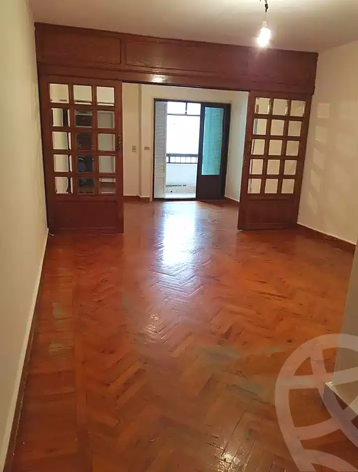 https://aqarmap.com.eg/ar/listing/7135787-for-sale-alexandria-lauran-mohammed-al-eqbal-st