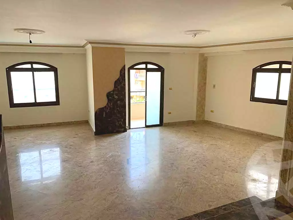 https://aqarmap.com.eg/ar/listing/7135893-for-sale-cairo-new-cairo-el-ahyaa-fourth-neighborhood-street-35
