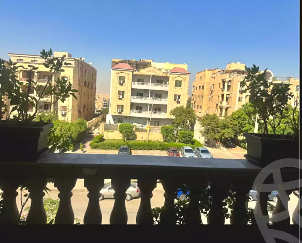 https://aqarmap.com.eg/ar/listing/7136265-for-sale-cairo-new-cairo-gharb-arabila-doctor-hani-maher-st