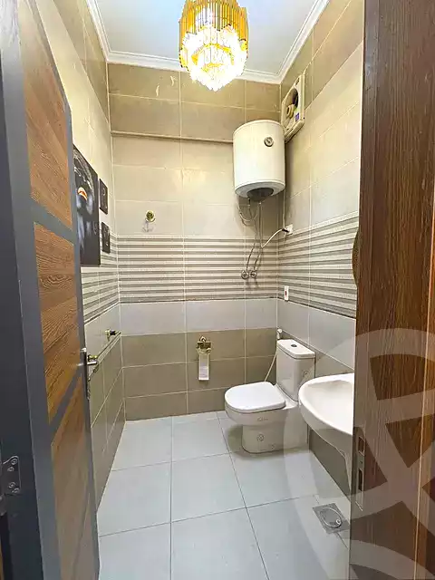 https://aqarmap.com.eg/en/listing/7136412-for-sale-cairo-6th-of-october-compounds-high-town