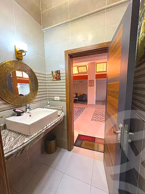 https://aqarmap.com.eg/en/listing/7136412-for-sale-cairo-6th-of-october-compounds-high-town