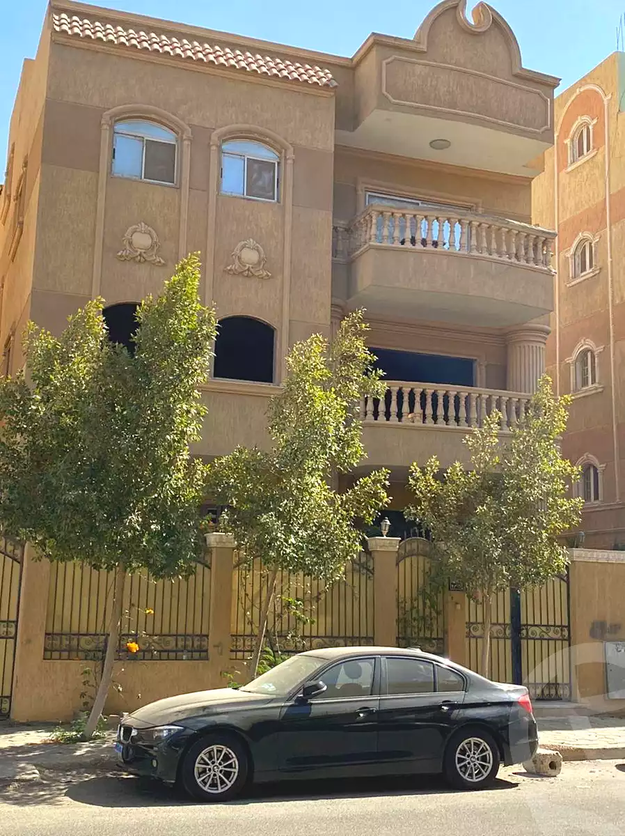 https://aqarmap.com.eg/ar/listing/7137198-for-sale-cairo-el-sheikh-zayed-city-el-hay-elthaleth-lhy-lthlth