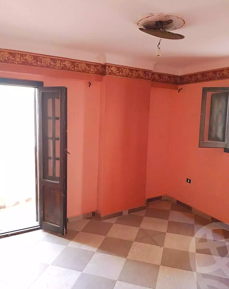 https://aqarmap.com.eg/en/listing/7137417-for-sale-alexandria-new-miami-street-10