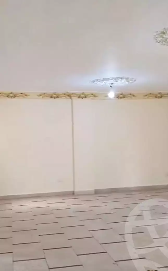 https://aqarmap.com.eg/ar/listing/7137534-for-rent-alexandria-miami-el-sebaey-st